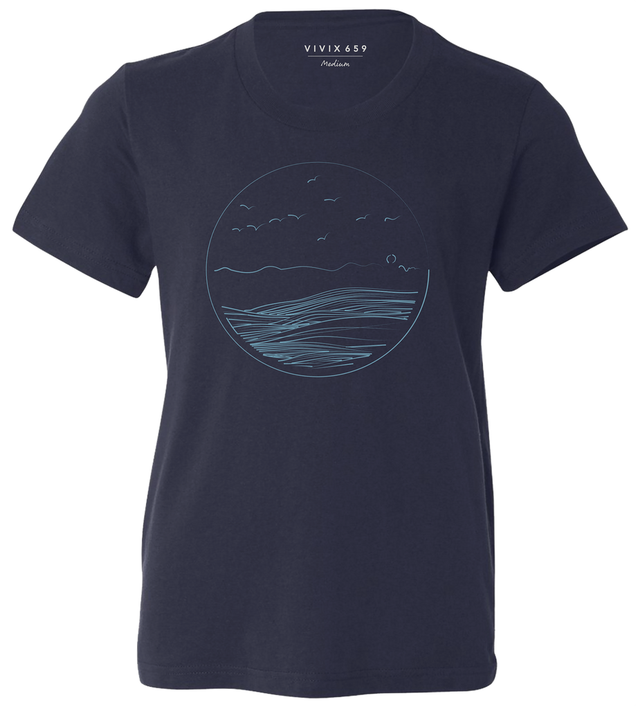 Kids tee shirt with a picture of the ocean on it